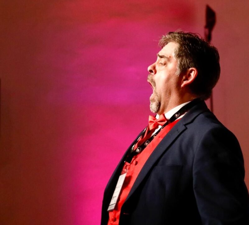 Lee más sobre el artículo Carlos Lozano